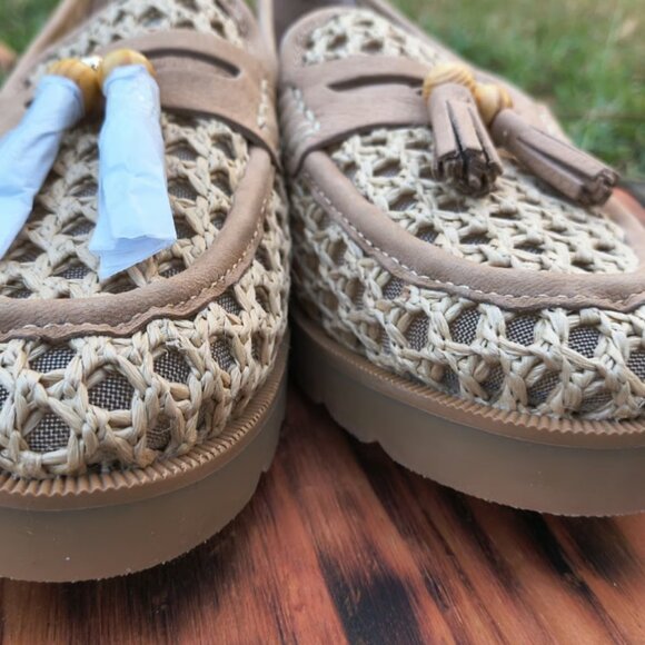 NEW Donald Pliner Lenny Woven Raffia Tassel Loafer (Women) Sz 8M Originally $240 - Picture 2 of 7